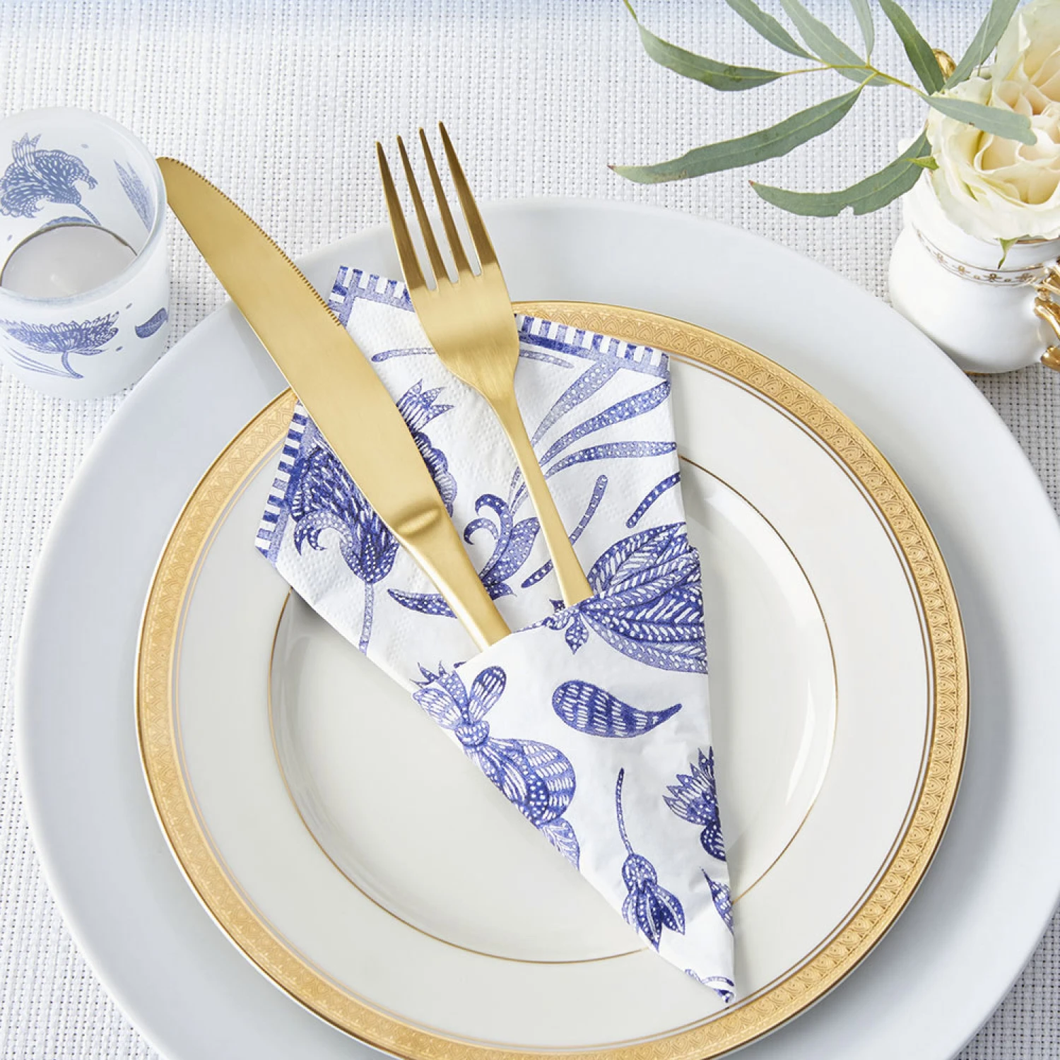 Blue Willow Lunch Napkins 30ct - Image 2