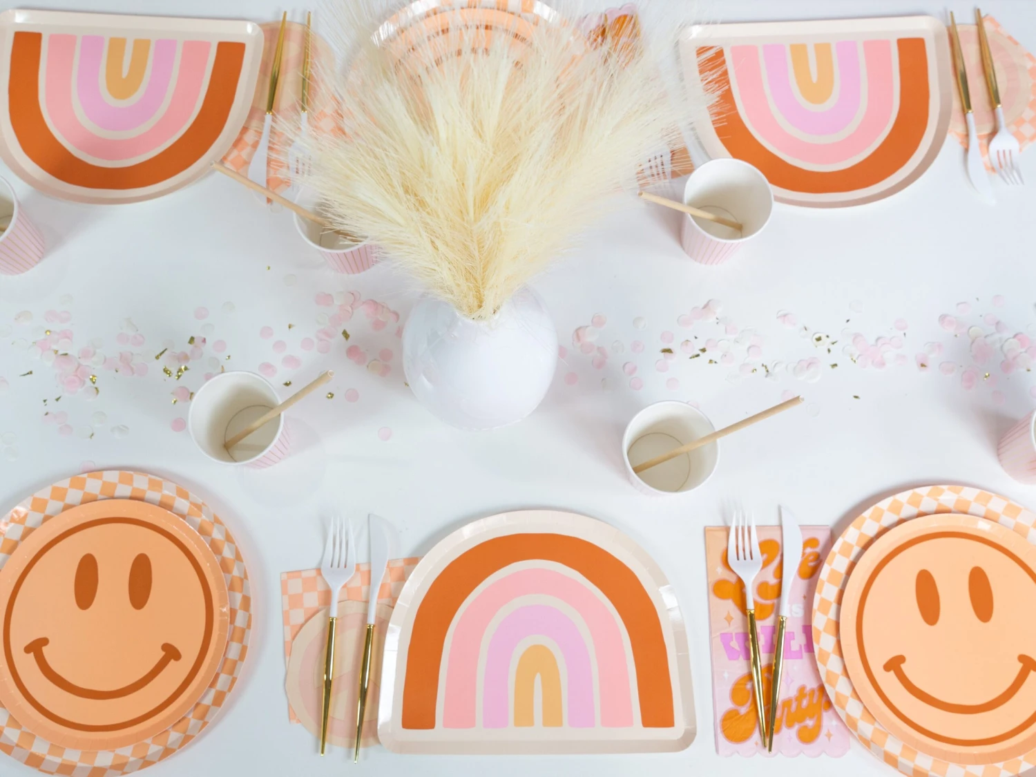 Groovy Life Is A Wild Party Guest Towels 16ct - Image 4