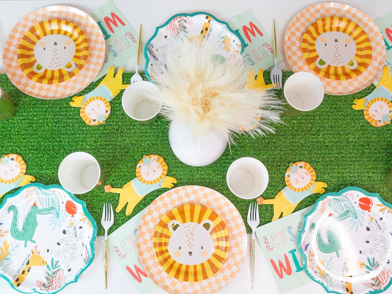 Talking Tables Grass Table Runner - Image 5