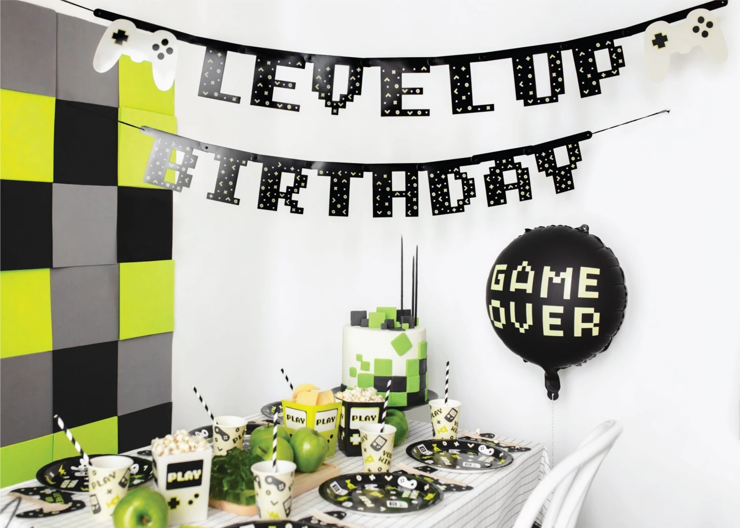 Level Up Birthday Banner 8ft - Image 2